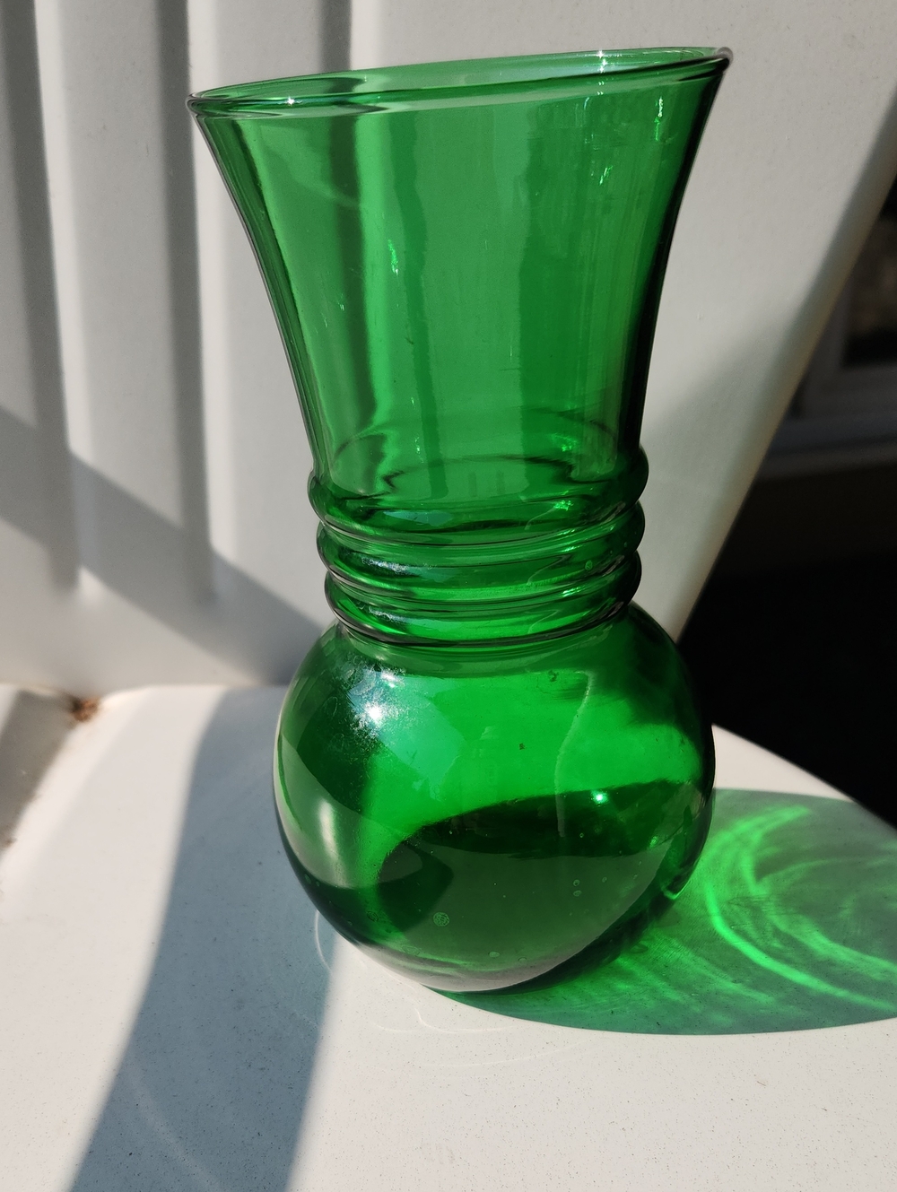 Green VINTAGE RIBBED 6 IN VASE